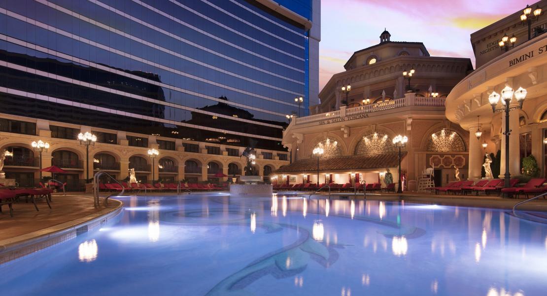 Upper deck pools